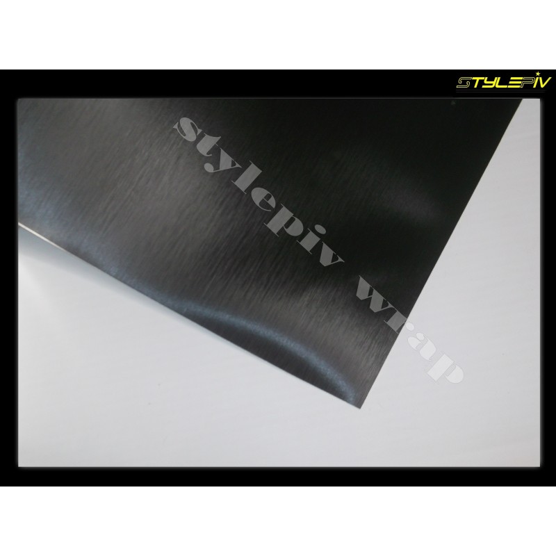 Ventes Film Covering alu brossé noir Vinyle effet Aluminium Brossé noir  Couleur classique Noir dimension 152cm 3,5 m x 152 cm